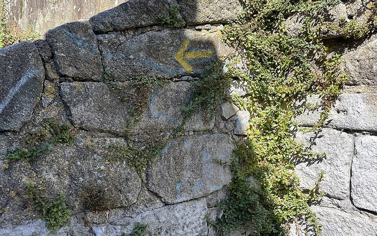 Freccia gialla del Cammino di Santiago